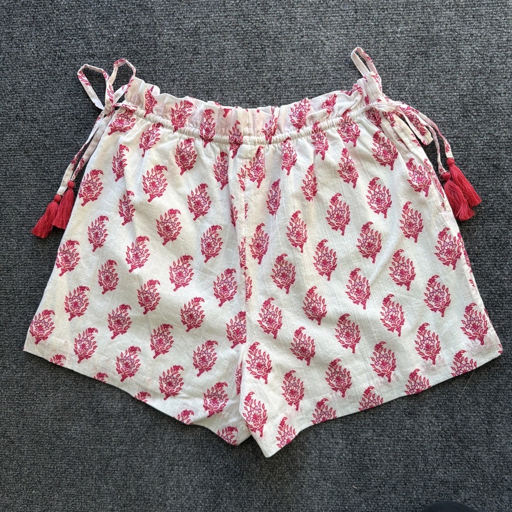 Roller Rabbit Shorts Womens Sz Small White Floral Gauze Paperbag Tassel Side Tie - Picture 3 of 6